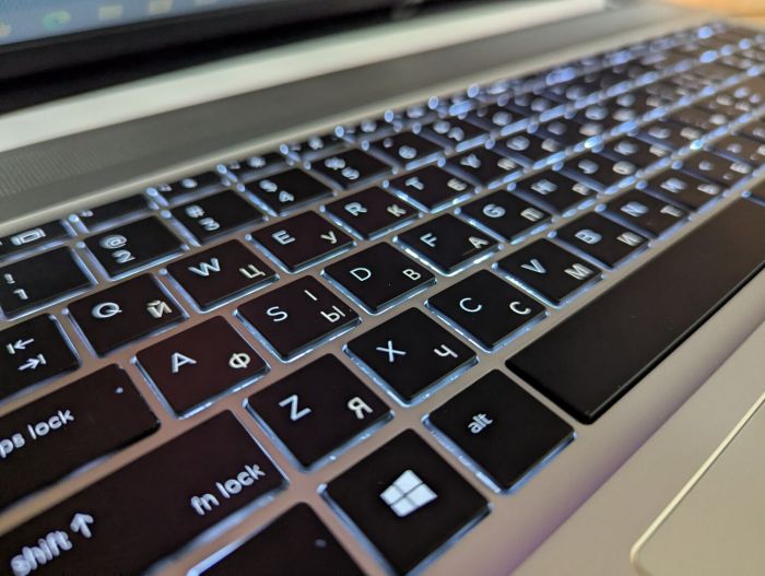 Ноутбук HP ProBook 450 G6 / 15.6" (1366x768) TN Touch / Intel Core i5-8265U (4 (8) ядра по 1.6 - 3.9 GHz) / 16 GB DDR4 / 480 GB SSD / Intel UHD Graphics / WebCam / Fingerprint / Windows 10 б/в - зображення 6