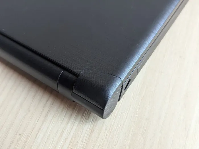 Ноутбук Б-клас Toshiba Satellite Pro R40-C / 14" (1366x768) TN / Intel Core i5-6200U (2 (4) ядра по 2.3 - 2.8 GHz) / 8 GB DDR3 / 128 GB SSD / Intel HD Graphics 520 / WebCam б/в - зображення 7