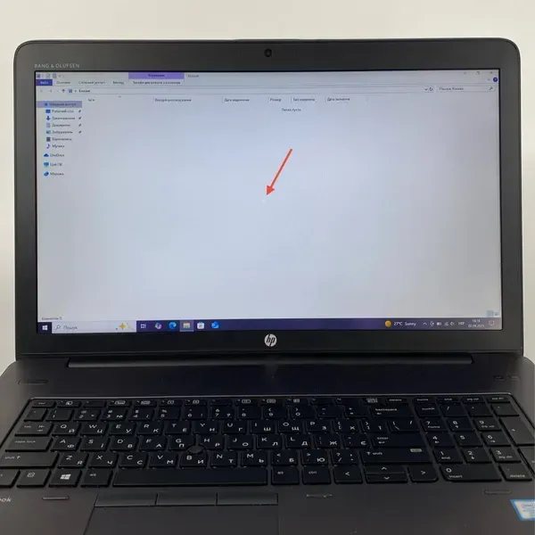 Мобільна робоча станція Б-класу HP zBook 17 G3 / 17,3" (1600x900) TN / Intel Core i5-6440HQ (4 ядра по 2,6 - 3,5 ГГц) / 16 ГБ DDR4 / 512 ГБ SSD / nVidia Quadro M1000M, 2 ГБ DDR3, 128-біт / WebCam / Fingerprint б/в - зображення 3
