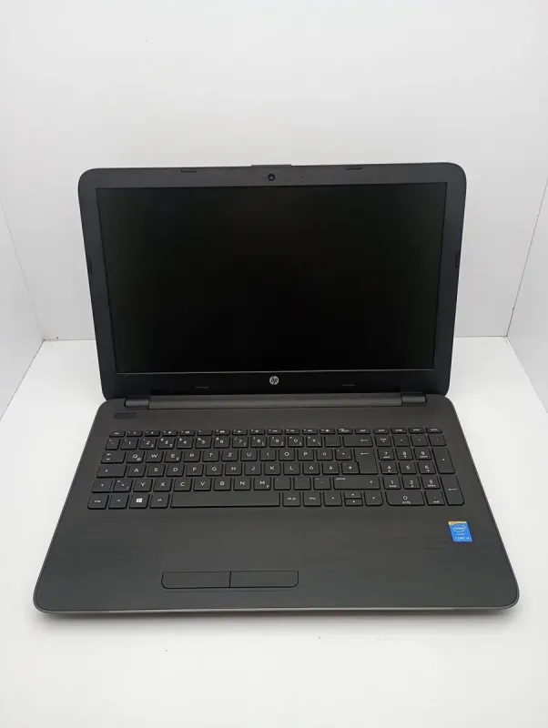 Ноутбук HP 250 G5 / 15.6" (1366x768) TN / Intel Core i3-5005U (2 (4) ядра по 2.0 GHz) / 8 GB DDR3 / 120 GB SSD / Intel HD Graphic 5500 / WebCam б/в - зображення 2