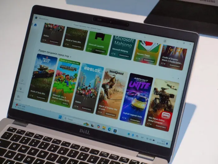 Ультрабук Б-клас Dell Latitude 5310 / 13.3" (1920x1080) IPS Touch / Intel Core i5-10310U (4 (8) ядра по 1.7-4.4 GHz) / 16 GB DDR4 / 256 GB SSD / UHD Graphics / WebCam / Win 11 Pro б/в - зображення 4