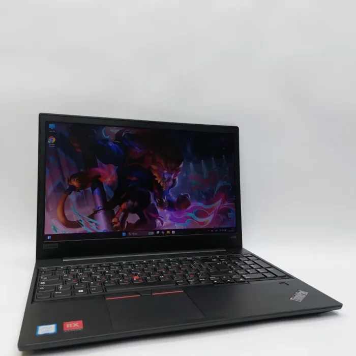 Ігровий ноутбук Lenovo ThinkPad E590 / 15.6" (1920x1080) IPS / Intel Core i7-8565U (4 (8) ядра по 1.8 - 4.6 GHz) / 16 GB DDR4 / 256 GB SSD / AMD Radeon RX 550, 2 GB DDR5, 128-bit / WebCam б/в - зображення 6