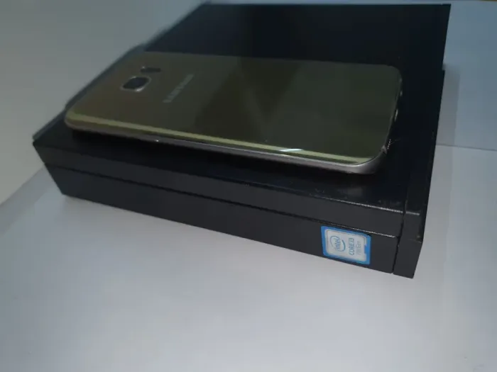 Неттоп Dell 3050 USFF / Intel Core i3-7100 (2 (4) ядра по 3.9 GHz/ 8GB DDR3 / 500GB HDD/ HD Graphics 630 б/в - зображення 6