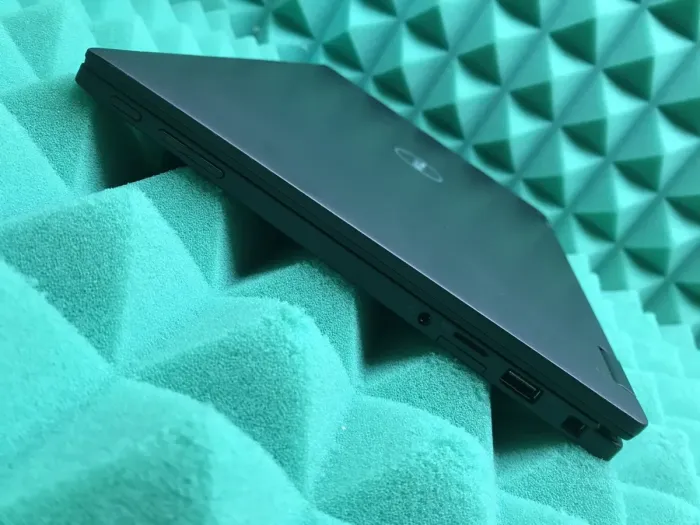 Ноутбук-трансформер Б-клас Dell Latitude 5289 2-in-1 / 12.5" (1920x1080) IPS Touch / Intel Core i5-7300U (2 (4) ядра по 2.6 - 3.5 GHz) / 8 GB DDR3 / 256 GB SSD / Intel HD Graphics 620 / WebCam / USB 3.1 / HDMI / Windows 10 б/в - зображення 7