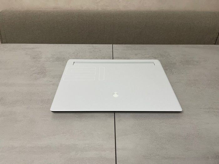 Ігровий ноутбук Dell Alienware 15 R2 / 17,3" (1920x1080) IPS / Intel Core i7-12700H (14 (20) ядер по 3,5 - 4,7 ГГц) / 32 ГБ DDR5 / 512 ГБ SSD / nVidia GeForce RTX 3080 Ti, 16 ГБ GDDR6, 256-біт / Веб-камера б/в - зображення 7