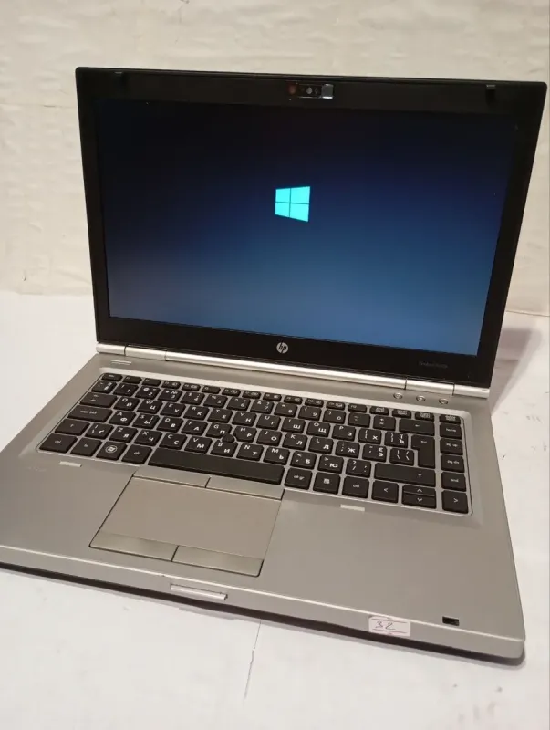 Ноутбук Б-клас HP EliteBook 8460P / 14" (1366x768) TN / Intel Core i5-2520M (2 (4) ядра по 2.5 - 3.2 GHz) / 8 GB DDR3 / 750 GB HDD / Intel HD Graphics 3000 / WebCam б/в - зображення 3