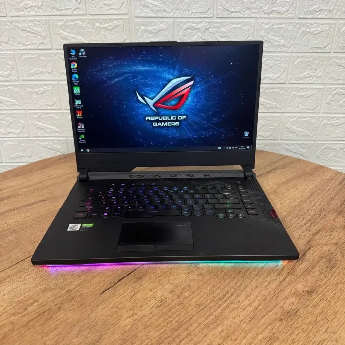 Ігровий ноутбук Б-клас Asus ROG Strix SCAR 15 G532LV / 15.6" (1920x1080) IPS / Intel Core i7-10875H (8 (16) ядер по 2.3 - 5.1 GHz) / 16 GB DDR4 / 512 GB SSD NVMe / nVidia GeForce RTX 2060, 6 GB GDDR6, 192-bit б/в - зображення 2