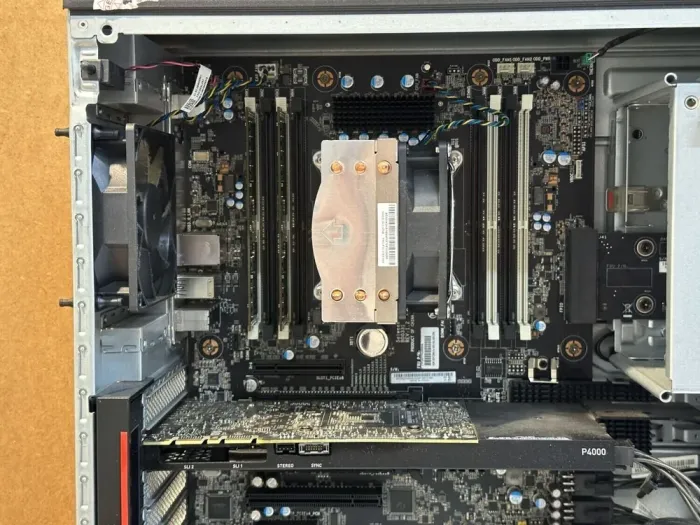 Робоча станція Lenovo ThinkStation P520 Tower / Intel Xeon W-2123 (4 (8) ядра по 3.6 - 3.9 GHz) / 64 GB DDR4 / 500 GB SSD / nVidia Quadro P4000, 8 GB GDDR5, 256-bit / 690W / DisplayPort б/в - зображення 8