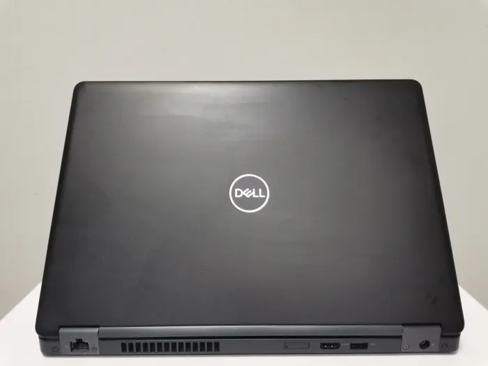 Ультрабук Dell Latitude 5490 / 14" (1920x1080) IPS / Intel Core i3-8130U (2 (4) ядра по 2.2 - 3.4 GHz) / 8 GB DDR4 / 128 GB SSD M.2 / Intel HD Graphics 620 / WebCam / HDMI / Windows 10 Pro б/в - зображення 3