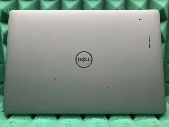 Ультрабук Б-клас Dell Latitude 5410 / 14" (1920x1080) IPS / Intel Core i5-10310U (4 (8) ядра по 1.7 - 4.4 GHz) / 16 GB DDR4 / 256 GB SSD M.2 / Intel UHD Graphics / WebCam / USB 3.1 / HDMI / Windows 10 б/в - зображення 8