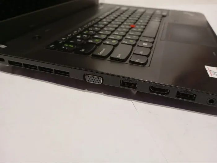 Ноутбук Lenovo ThinkPad E440 / 14" (1366x768) TN / Intel Core i3-4000M (2 (4) ядра по 2.4 GHz) / 8 GB DDR3 / 128 GB SSD / Intel HD Graphics 4600 / WebCam б/в - зображення 4