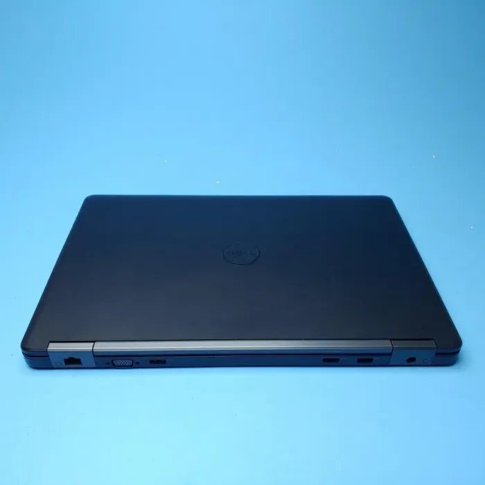 Ноутбук Dell Latitude E5550 / 15.6" (1366x768) TN / Intel Core i7-5600U (2 (4) ядра по 2.6 - 3.2 GHz) / 16 GB DDR3 / 240 GB SSD / Intel HD Graphics 5500 / WebCam / Win 10 Pro б/в - зображення 3