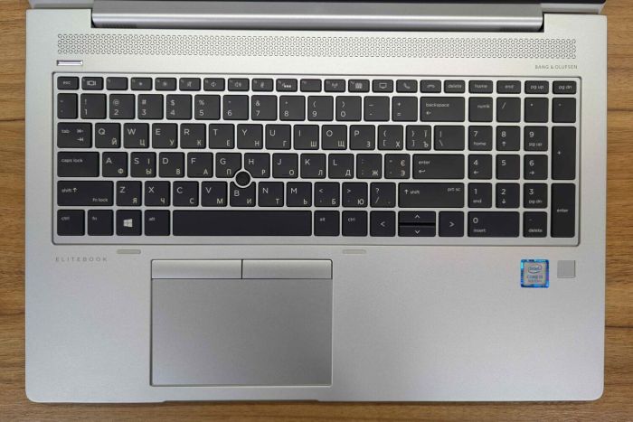 Ультрабук HP EliteBook 850 G6 / 15.6" (1920x1080) IPS / Intel Core i5-8365U (4 (8) ядра по 1.6 - 4.1 GHz) / 16 GB DDR4 / 512 GB SSD / Intel UHD Graphics / HDMI / WebCam / Windows 10 б/в - зображення 3