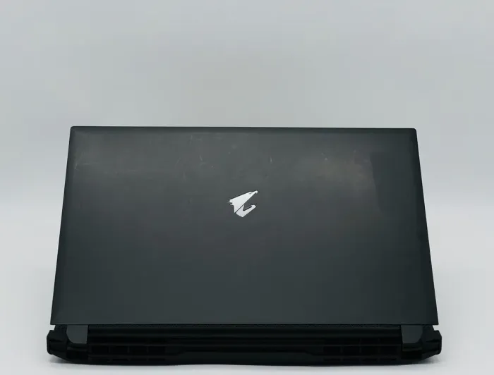 Ігровий ноутбук Gigabyte Aorus 15P / 15.6" (1920x1080) IPS / Intel Core i7-11800H (8 (16) ядер по 2.3 - 4.6 GHz) / 32 GB DDR4 / 480 GB SSD / nVidia GeForce RTX 3070, 8 GB GDDR6, 256-bit / WebCam б/в - зображення 5