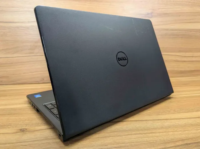 Ноутбук Б-клас Dell Inspiron 3558 / 15.6" (1366x768) TN / Intel Core i3-5015U (2 (4) ядра по 2.1 GHz) / 8 GB DDR3 / 240 GB SSD / Intel HD Graphics 5500 / WebCam / Windows 10 б/в - зображення 7