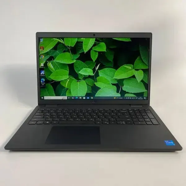 Ультрабук Dell Latitude 3520 / 15.6" (1366x768) TN / Intel Core i5-1135G7 (4 (8) ядра по 2.4 - 4.2 GHz) / 16 GB DDR4 / 256 GB SSD / Intel Iris Xe Graphics / WebCam / HDMI б/в - зображення 2