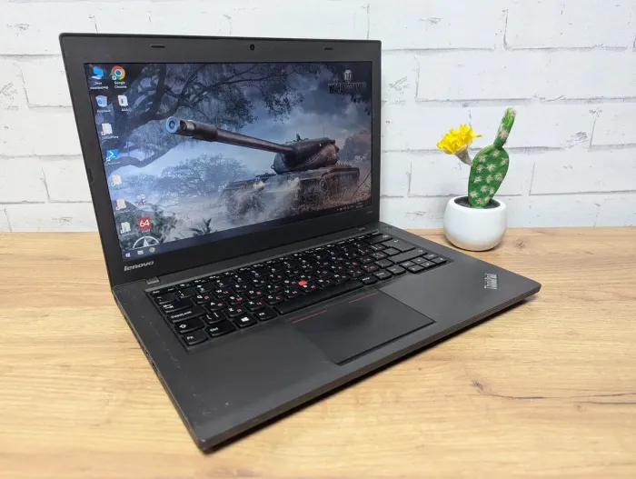 Ноутбук Б-клас Lenovo ThinkPad T440 / 14" (1600x900) TN / Intel Core i5-4300U (2 (4) ядра по 1.9 - 2.9 GHz) / 8 GB DDR3 / 128 GB SSD / Intel HD Graphics 4400 / WebCam б/в - зображення 5