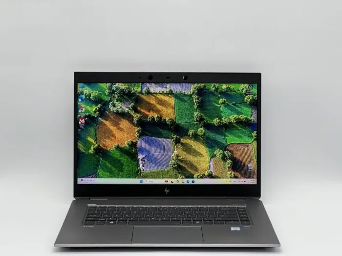 Ультрабук HP ZBook Studio G5 / 15.6" (1920x1080) IPS / Intel Core i7-9850H (6 (12) ядер по 2.6 - 4.6 GHz) / 16 GB DDR4 / 240 GB SSD / Intel UHD Graphics 630 / WebCam б/в - зображення 2