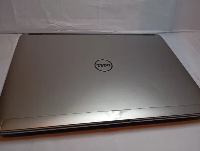 Ноутбук Б-клас Dell Latitude E6440 / 14" (1366x768) TN / Intel Core i5-4300M (2 (4) ядра по 2.6 - 3.3 GHz) / 8 GB DDR3 / 256 GB SSD / Intel HD Graphic 4600 / WebCam / DVD-RW б/в - зображення 8