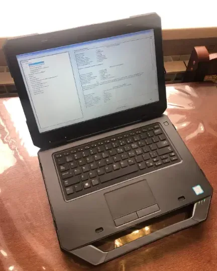 Захищений ноутбук Dell Latitude Rugged 5404 / 14" (1920x1080) IPS / Intel Core i7-6600U (2 (4) ядра по 2.6 - 3.4 GHz) / 16 GB DDR3 / 256 GB SSD / Intel HD Graphics 520 / WebCam б/в - зображення 2