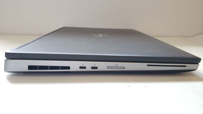 Ноутбук Dell Precision 7740 / 17.3" (1600x900) TN / Intel Core i5-9400H (4 (8) ядра по 2.5 - 4.3 GHz) / 16 GB DDR4 / 128 GB SSD + 1000 GB HDD / Intel UHD Graphics 630 / WebCam / Win 10 Pro б/в - зображення 4