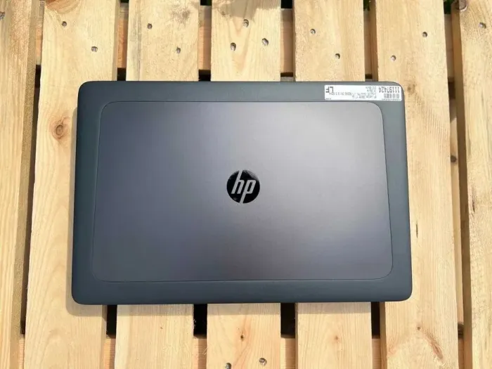 Мобільна робоча станція HP Zbook 17 G4 / 17.3" (1920x1080) IPS / Intel Core i7-7820HQ (4 (8) ядра по 2.9 - 3.9 GHz) / 32 GB DDR4 / 512 GB SSD / nVidia Quadro P5000, 16 GB GDDR5, 256-bit / WebCam / Windows 10 Pro б/в - зображення 8
