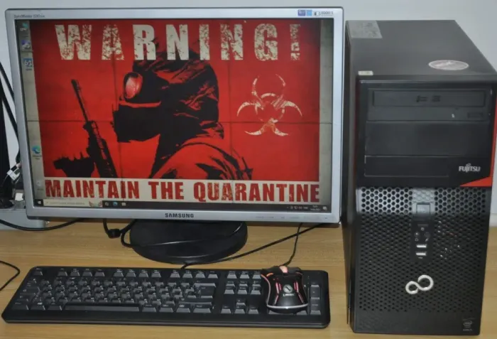 Комплект ПК: Fujitsu P420 E85 Tower / Intel Core i5-4590 (4 ядра по 3.3 - 3.7 GHz) / 16 GB DDR3 / 240 GB SSD / nVidia GeForce GTX 550 Ti, 4 GB GDDR5, 128-bit / DVD-ROM + Монітор Samsung 2243BW / 22" (1680x1050) TN + Windows  б/в - зображення 4