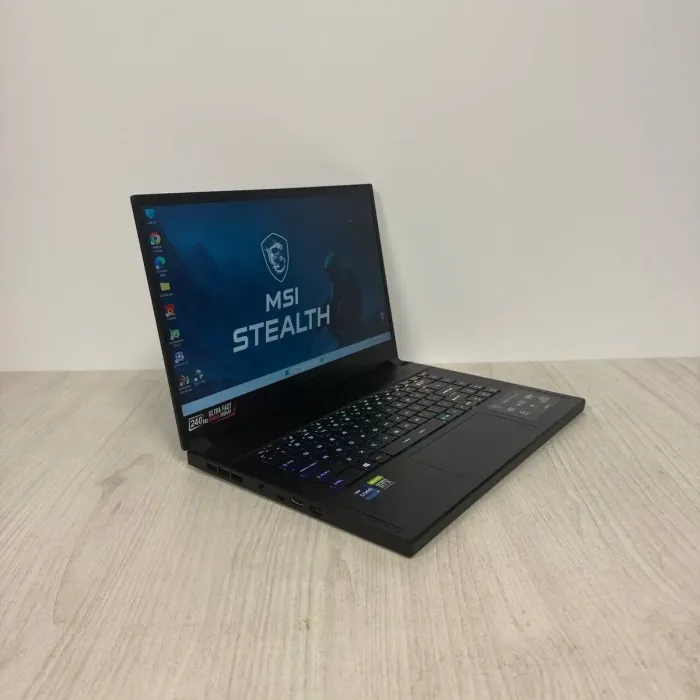 Ігровий ноутбук MSI GS66 Stealth 11UH / 15.6" (1920x1080) IPS / Intel Core i9-11900H (8 (16) ядер по 2,5 - 4,9 ГГц) / 16 ГБ DDR4 / 512 ГБ SSD / nVidia GeForce RTX 3080, 16 ГБ GDDR6, 256-біт / WebCam б/в - изображение 3
