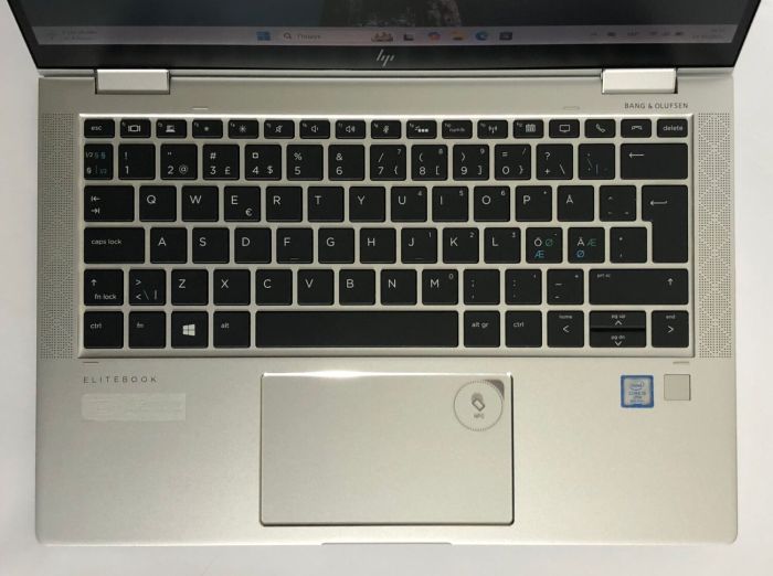Ультрабук-трансформер HP EliteBook x360 1030 G4 / 13.3" (1920x1080) IPS Touch / Intel Core i5-8365U (4 (8) ядра по 1.6 - 4.1 GHz) / 16 GB DDR4 / 256 GB SSD / Intel HD Graphics 620 / WebCam / Win 11 Pro б/в - зображення 9