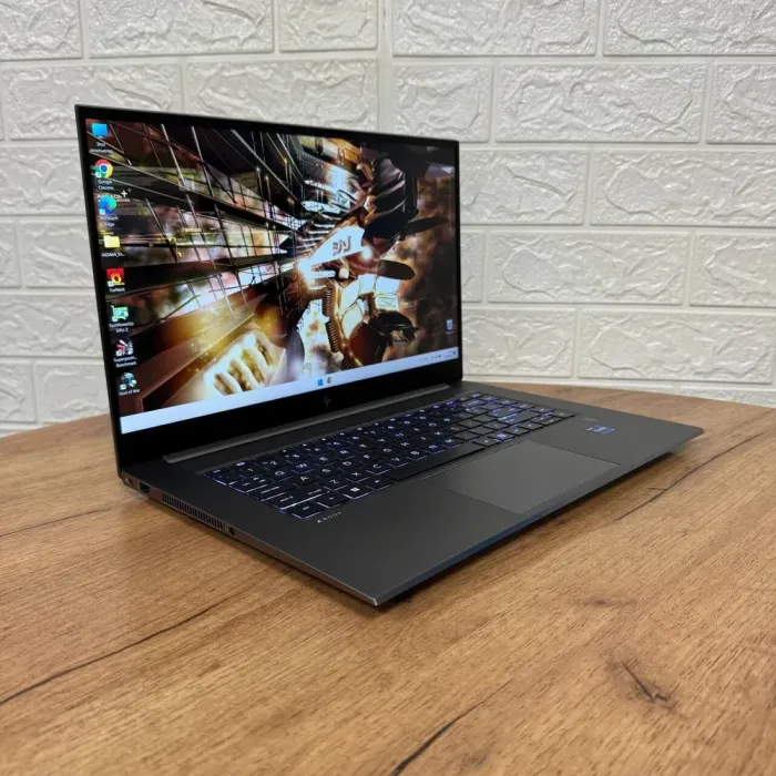 Мобільна робоча станція Б-клас HP ZBook Studio 15 G8 / 15.6" (1920x1080) IPS / Intel Core i7-11800H (8 (16) ядер по 2.3 - 4.6 GHz) / 32 GB DDR4 / 512 GB SSD / nVidia Quadro T1200, 4 GB GDDR6, 128-bit / WebCam б/в - зображення 4