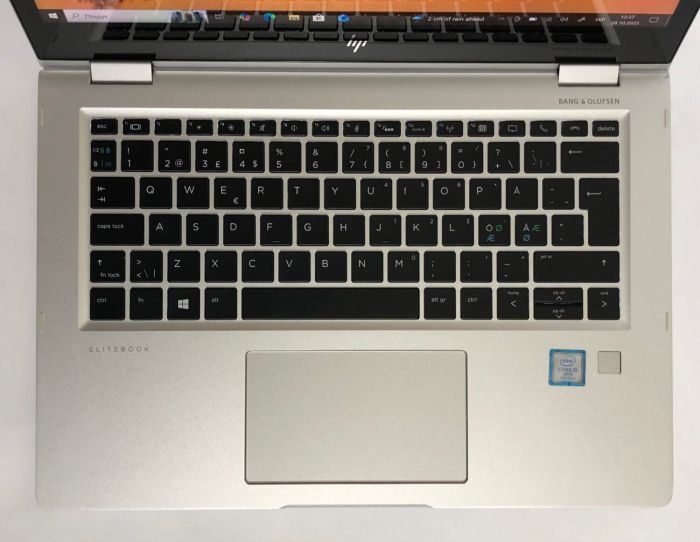 Ультрабук-трансформер Б-клас HP EliteBook x360 1030 G2 / 13.3" (1920x1080) IPS Touch / Intel Core i5-7300U (2 (4) ядра по 2.6 - 3.5 GHz) / 16 GB DDR4 / 256 GB SSD / Intel HD Graphics 620 / WebCam / Win 11 Pro б/в - зображення 9