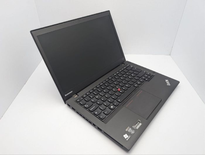 Ноутбук Lenovo ThinkPad T440s / 14" (1600x900) TN / Intel Core i5-4300U (2 (4) ядра по 1.9 - 2.9 GHz) / 8 GB DDR3 / 120 GB SSD / Intel HD Graphics 4400 / WebCam б/в - изображение 6
