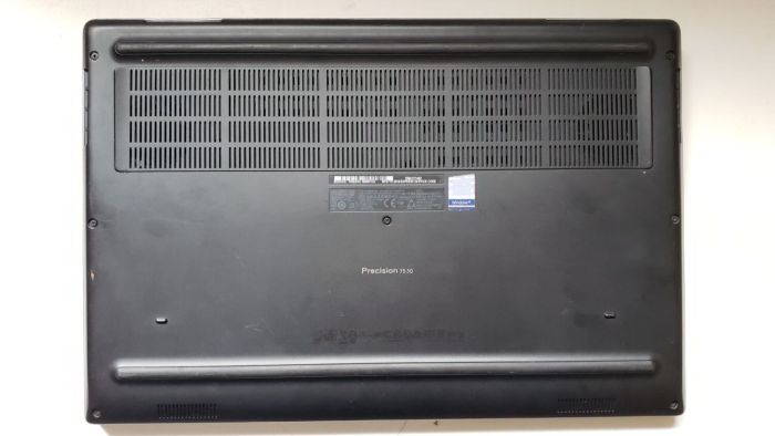 Мобільна робоча станція Dell Precision 7530 / 15,6" (1920x1080) IPS / Intel Core i7-8850H (6 (12) ядер по 2,6 - 4,3 ГГц) / 32 ГБ DDR4 / 128 ГБ SSD + 512 ГБ SSD / nVidia Quadro P1000, 4 ГБ GDDR5, 128-біт / WebCam б/в - зображення 8