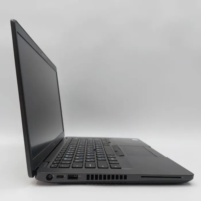 Ультрабук Б-клас Dell Latitude 5401 / 14" (1920x1080) IPS / Intel Core i7-9850H (6 (12) ядра по 2.6 - 4.6 GHz) / 16 GB DDR4 / 256 GB SSD / Intel UHD Graphics 630 / WebCam б/в - зображення 4