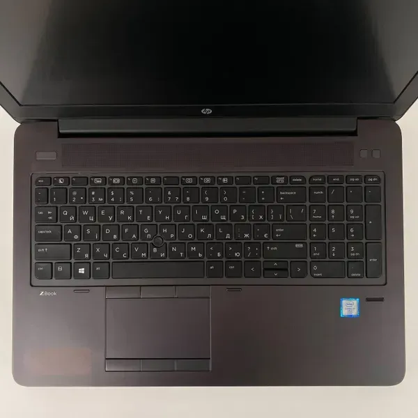 Мобільна робоча станція Б-клас HP zBook 15 G3 / 15.6" (1920x1080) IPS / Intel Core i7-6820HQ (4 (8) ядра по 2.7 - 3.6 GHz) / 16 GB DDR4 / 512 GB SSD / nVidia Quadro M1000M, 2 GB DDR3, 128-bit / WebCam / TouchID б/в - зображення 3