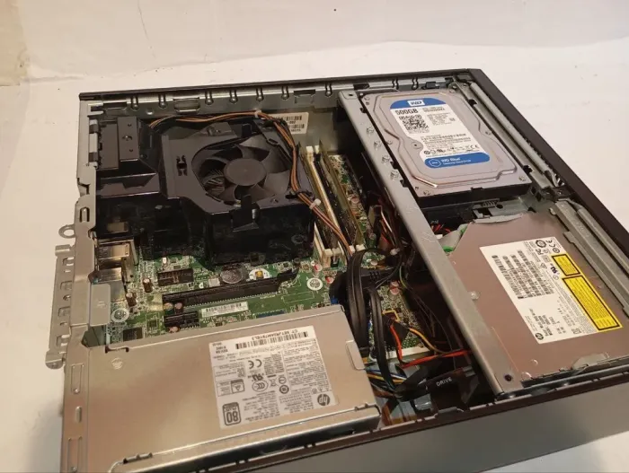 ПК Б-клас HP EliteDesk 800 G2 SFF / Intel Core i3-6100 (2 (4) ядра по 3.7 GHz) / 8 GB DDR4 / 500 GB HDD / Intel HD Graphics 530 / DVD-RW б/в - зображення 5