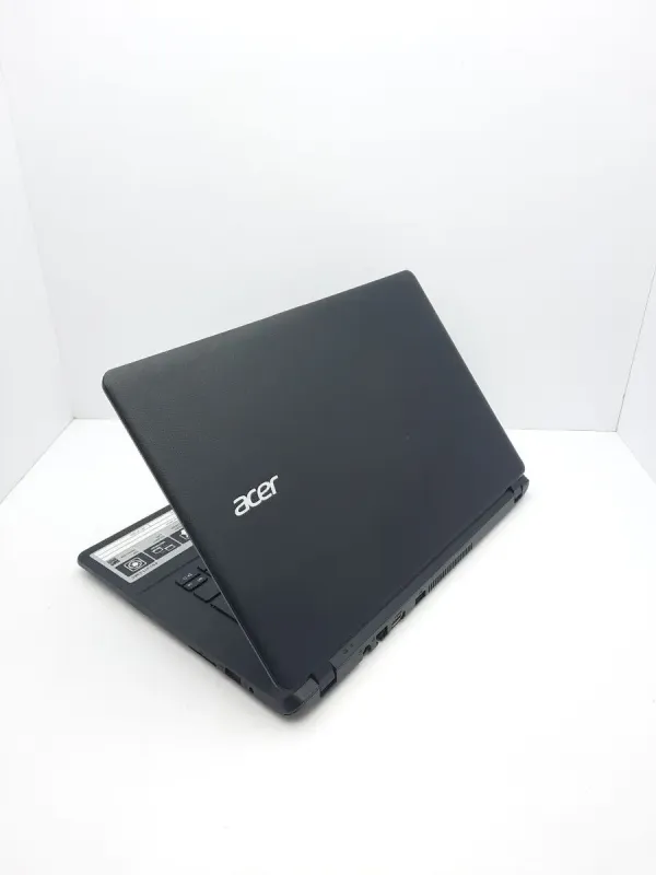 Ноутбук Б-клас Acer e13 / 13.3" (1366x768) TN / Intel Celeron N2840 (2 ядра по 2.16 - 2.58 GHz) / 4 GB DDR3 / 500 GB HDD / Intel HD Graphics / WebCam б/в - зображення 5