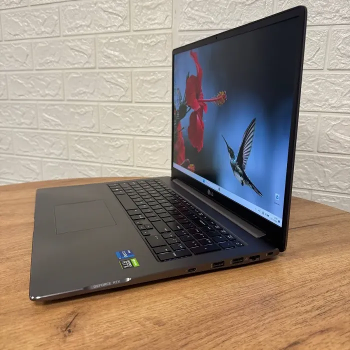 Ігровий ультрабук Б-клас LG Ultra PC 17U70Q / 17" (2560x1600) IPS / Intel Core i7-1260P (12 (16) ядер по 3.4 - 4.7 GHz) / 16 GB DDR5 / 512 GB SSD NVMe / nVidia GeForce RTX 3050 Ti, 4 GB GDDR6, 128-bit / WebCam б/в - зображення 5