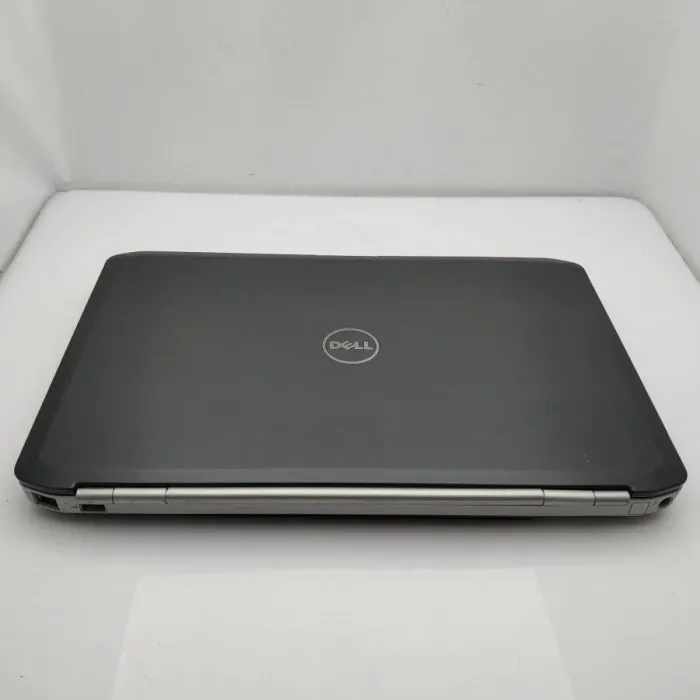 Ноутбук Dell Latitude E5520 / 15.6" TN / Core i3-2330M (2 (4) ядра по 2.2 GHz) / 4 GB DDR3 / 500GB HDD / HD Graphics 3000 / DVD-ROM / Win 10 Pro б/в - зображення 3
