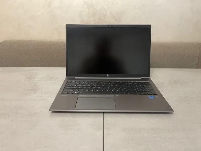 Мобільна робоча станція HP ZBook Firefly 15 G8 / 15.6" (1920x1080) IPS / Intel Core i7-1165G7 (4 (8) ядра по 4.7 GHz) / 16 GB DDR4 / 512 GB SSD M.2 / nVidia T500, 4 GB GDDR6, 64-bit / WebCam / Fingerprint б/в - зображення 3