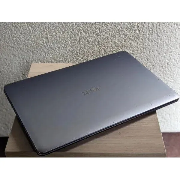 Ноутбук Б-клас Asus VivoBook X541U / 15.6" (1366x768) TN / Intel Core i5-7200U (2 (4) ядра по 2.5 - 3.1 GHz) / 12 GB DDR3 / 128 GB SSD / Intel HD Graphics 520 / WebCam б/в - зображення 7