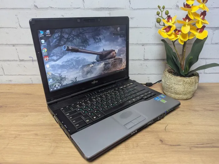 Ноутбук Б-клас Fujitsu LifeBook S782 / 14" (1366x768) TN / Intel Core i5-3320M (2 (4) ядра по 2.6 - 3.3 GHz) / 8 GB DDR3 / 128 GB SSD / Intel HD Graphics 4000 / WebCam / Без АКБ б/в - зображення 4
