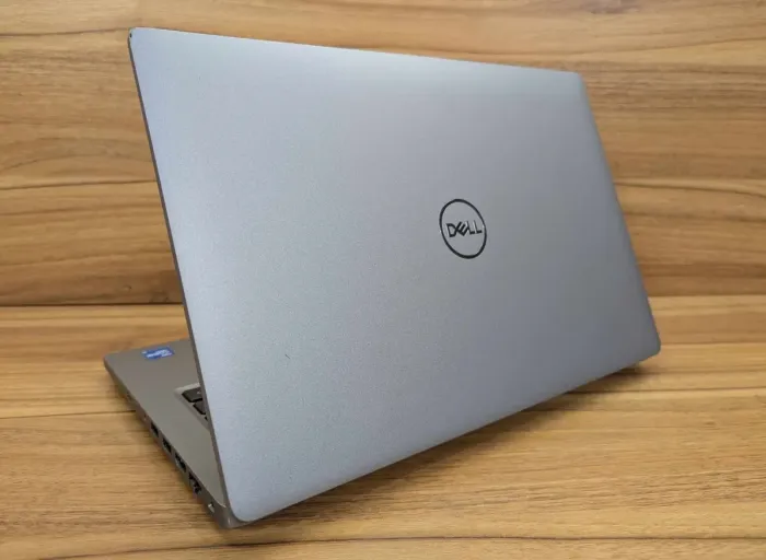 Ультрабук Dell Latitude 5420 / 14" (1920x1080) IPS / Intel Core i5-1145G7 (4 (8) ядра по 2.6 - 4.4 GHz) / 16 GB DDR4 / 512 GB SSD / Intel Iris Xe Graphics / WebCam / TouchID / Windows 11 б/в - зображення 7