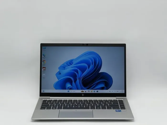 Ультрабук HP EliteBook 840 G8 / 14" (1920x1080) IPS / Intel Core i5-1145G7 (4 (8) ядра по 2.6 - 4.4 GHz) / 16 GB DDR4 / 240 GB SSD / Intel Iris Xe Graphics / WebCam / LTE б/в - зображення 2