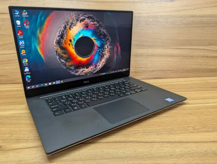 Ігровий ноутбук Dell XPS 15 9570 / 15.6" (3840x2160) IPS Touch / Intel Core i7-8750H (6 (12) ядер по 2.2 - 4.1 GHz) / 32 GB DDR4 / 1000 GB SSD / nVidia Geforce GTX 1050, 4 GB GDDR5, 128-bit / HDMI / Windows 10 б/в - зображення 4