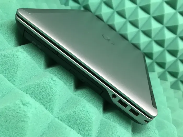 Ноутбук Б-клас Dell Latitude E6440 / 14" IPS / Core i5-4310M (2(4) ядра по 2.7-3.4GHz) / 4GB DDR3 / 128GB SSD / HD Graphics 4600 / WebCam / DVD-RW /Win 10 б/в - зображення 8