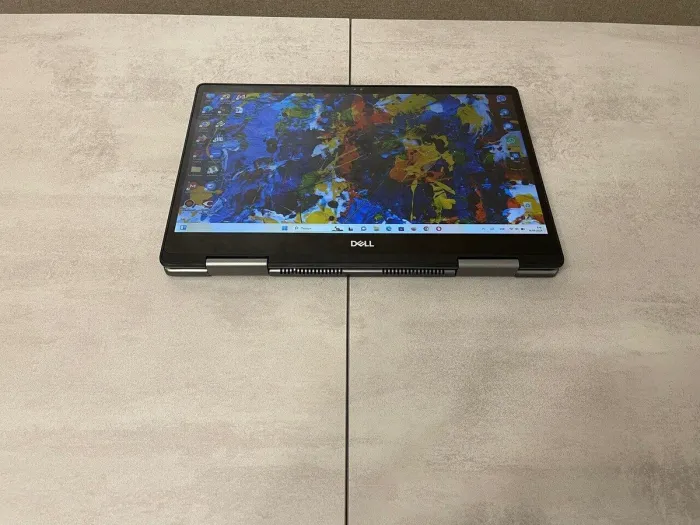 Ноутбук-трансформер Б-клас Dell Inspiron 15-7573 / 15.6" (1920x1080) IPS Touch / Intel Core i5-8250U (4 (8) ядер по 1.6 - 3.4 GHz) / 16 GB DDR4 / 256 GB SSD / Intel UHD Graphics 620 / WebCam б/в - зображення 4