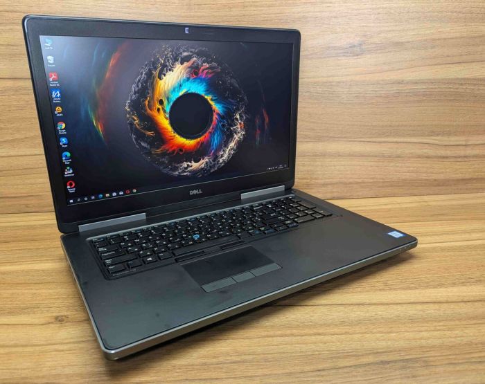 Мобільна робоча станція Dell Precision 7720 / 17.3" (1920x1080) IPS / Intel Core i7-7820HQ (4 (8) ядра по 2.9 - 3.9 GHz) / 32 GB DDR4 / 1000 GB SSD / nVidia Quadro P4000, 8 GB GDDR5, 256-bit / WebCam / Windows 10 б/в - зображення 4