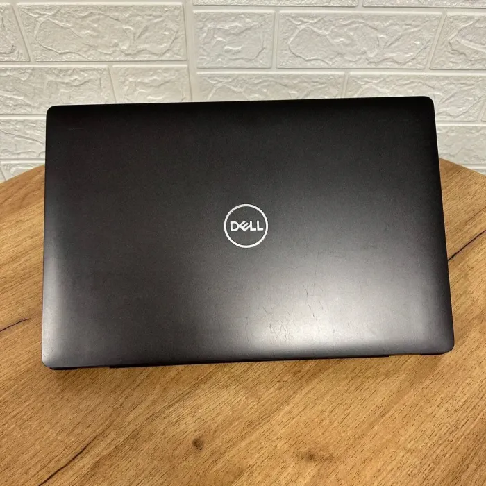 Ноутбук Dell Latitude 5501 / 15.6" (1920x1080) IPS / Intel Core i5-9400H (4 (8) ядра по 2.5 - 4.3 GHz) / 8 GB DDR4 / 256 GB SSD NVMe / Intel UHD Graphics 630 / WebCam б/в - зображення 3