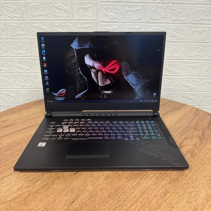 Ігровий ноутбук Б-клас Asus ROG Strix G17 G712LW / 17.3" (1920x1080) IPS / Intel Core i9-10885H (8 (16) ядер по 2.4 - 5.3 GHz) / 16 GB DDR4 / 512 GB SSD / nVidia GeForce RTX 2070, 8 GB GDDR6, 256-bit б/в - зображення 2